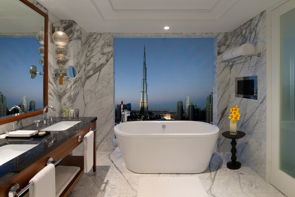 Grand-Luxury-Suite-Bath