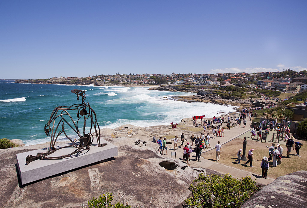 Sculptures-by-the-sea-Sydney