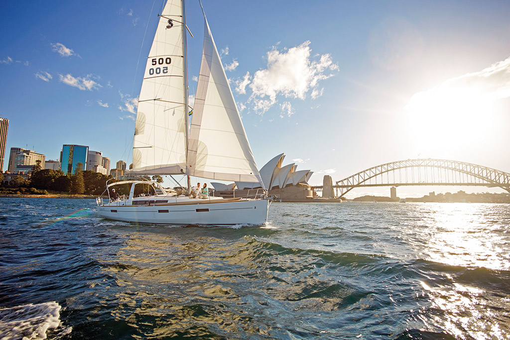 Sailing,-Sydney,-NSW_Mandatory-credit-Tourism-Australia_Photographer-Hugh-Stewart
